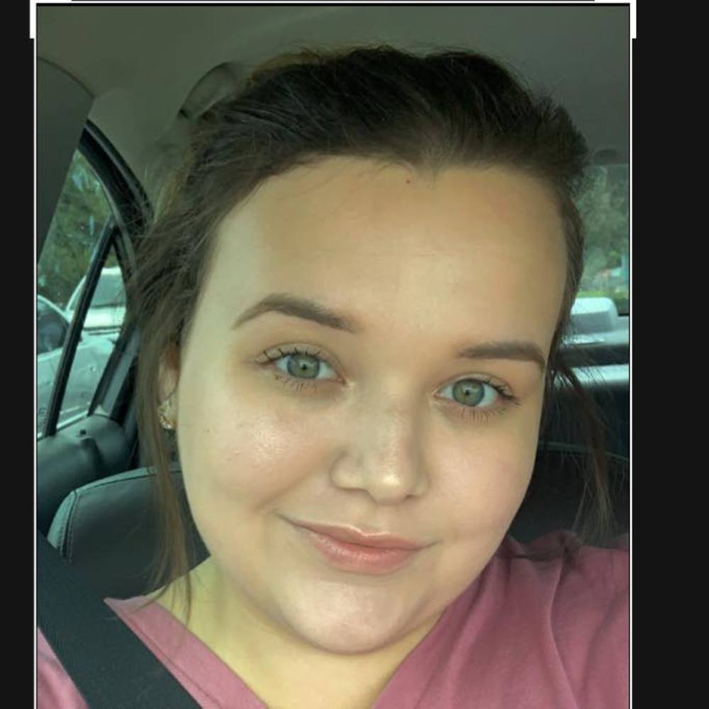 Meet your Posher, Angela